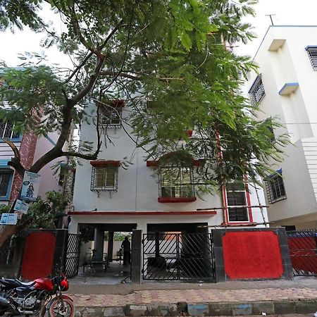 Oyo 17187 Urban Casa Hotell Kolkata Eksteriør bilde