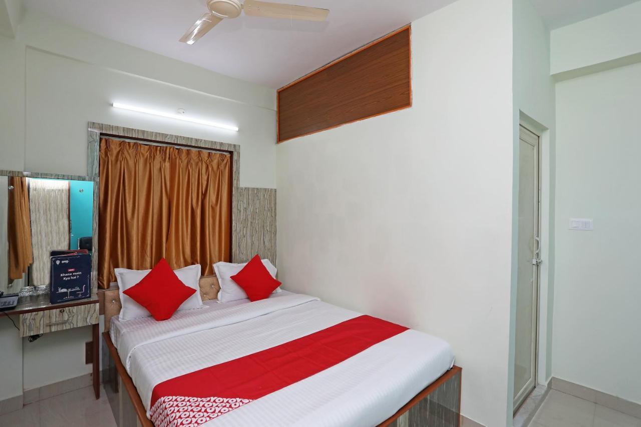 Oyo 17187 Urban Casa Hotell Kolkata Eksteriør bilde