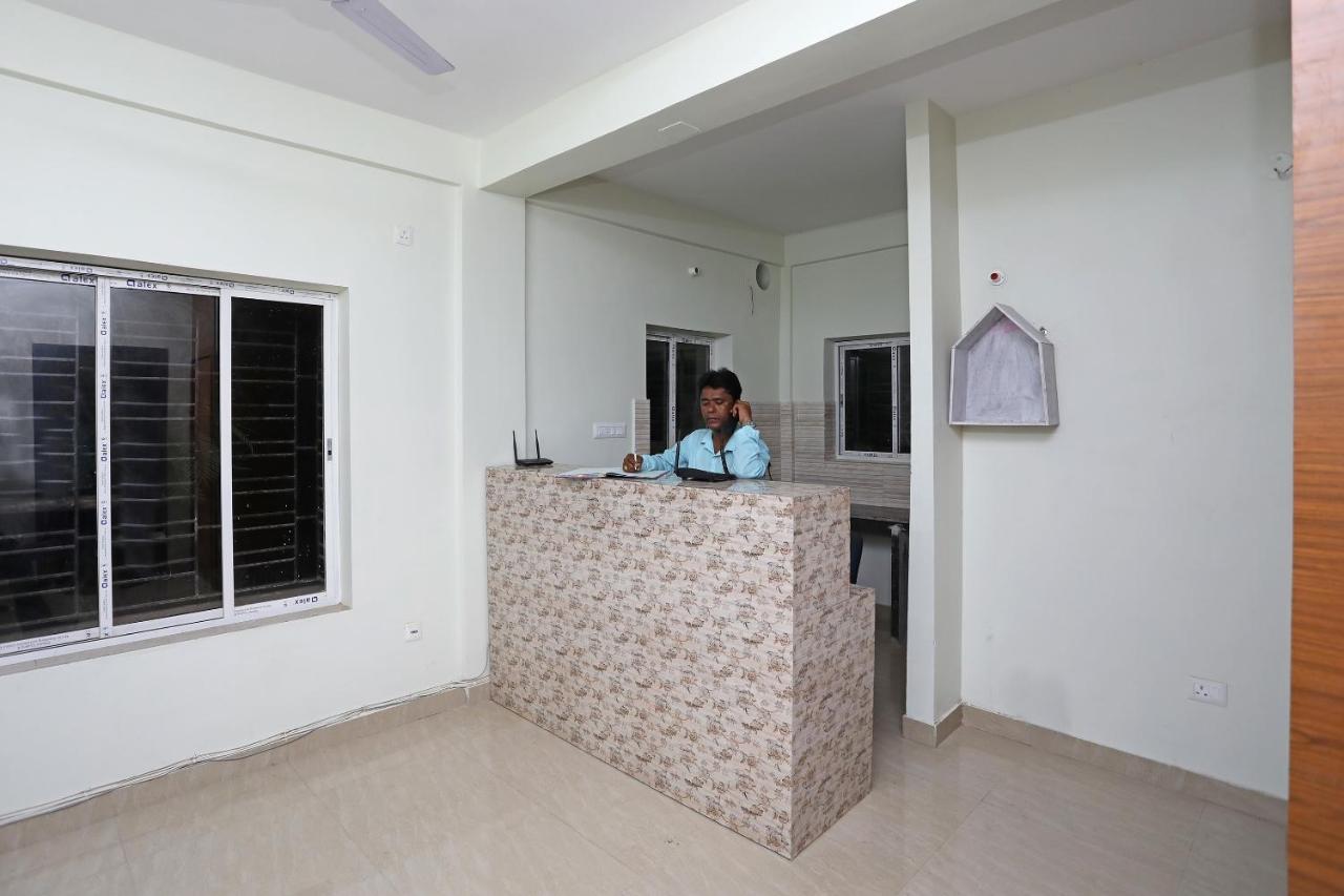 Oyo 17187 Urban Casa Hotell Kolkata Eksteriør bilde